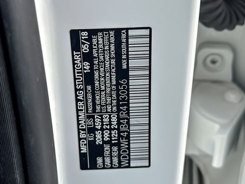 Used 2018 Mercedes-Benz C 300 Sedan w/ Premium Package image 26