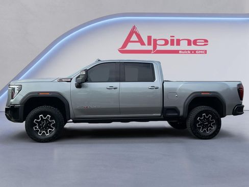 Used 2025 GMC Sierra 2500 AT4X AWD/4WD image 2