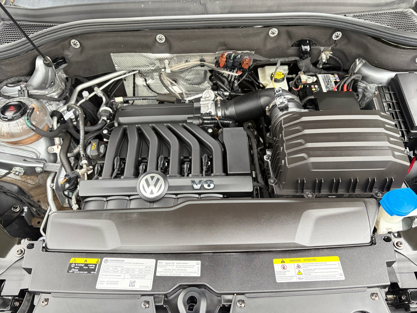 Used 2023 Volkswagen Atlas SEL AWD/4WD image 31