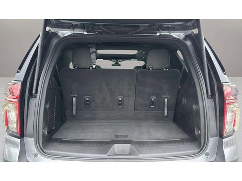 Used 2021 Chevrolet Tahoe LT image 9