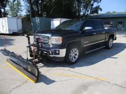 Used 2015 GMC Sierra 1500 SLT w/ SLT Crew Cab Value Package