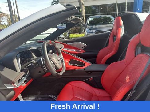 Used 2022 Chevrolet Corvette Stingray Premium Conv w/ Z51 Performance Package RWD image 23
