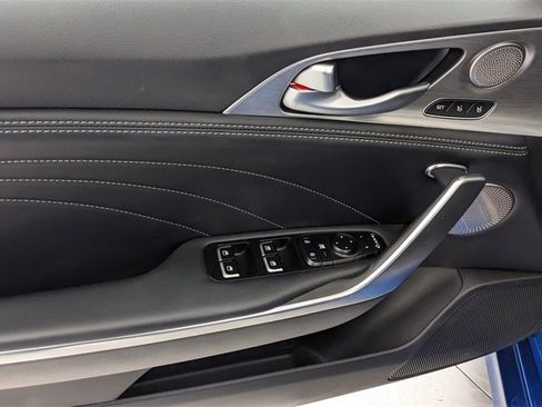 Used 2023 Kia Stinger GT2 image 26
