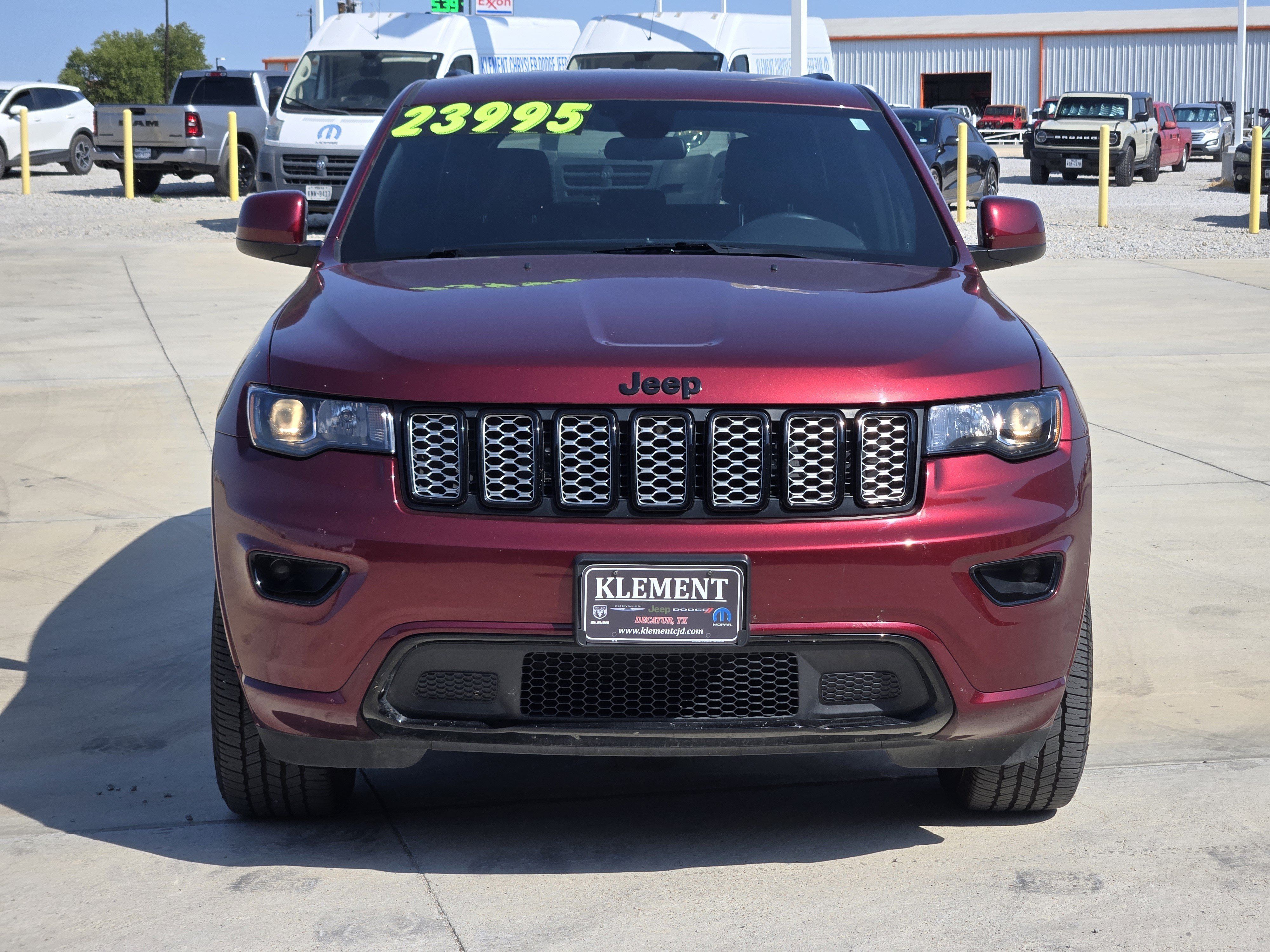 Certified 2021 Jeep Grand Cherokee Laredo X AWD/4WD image 3