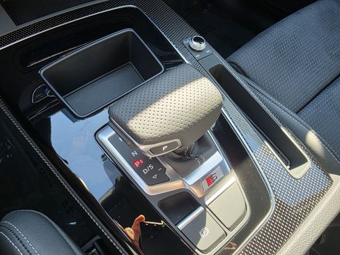 Certified 2024 Audi SQ5 Premium Plus w/ Premium Plus Package image 21