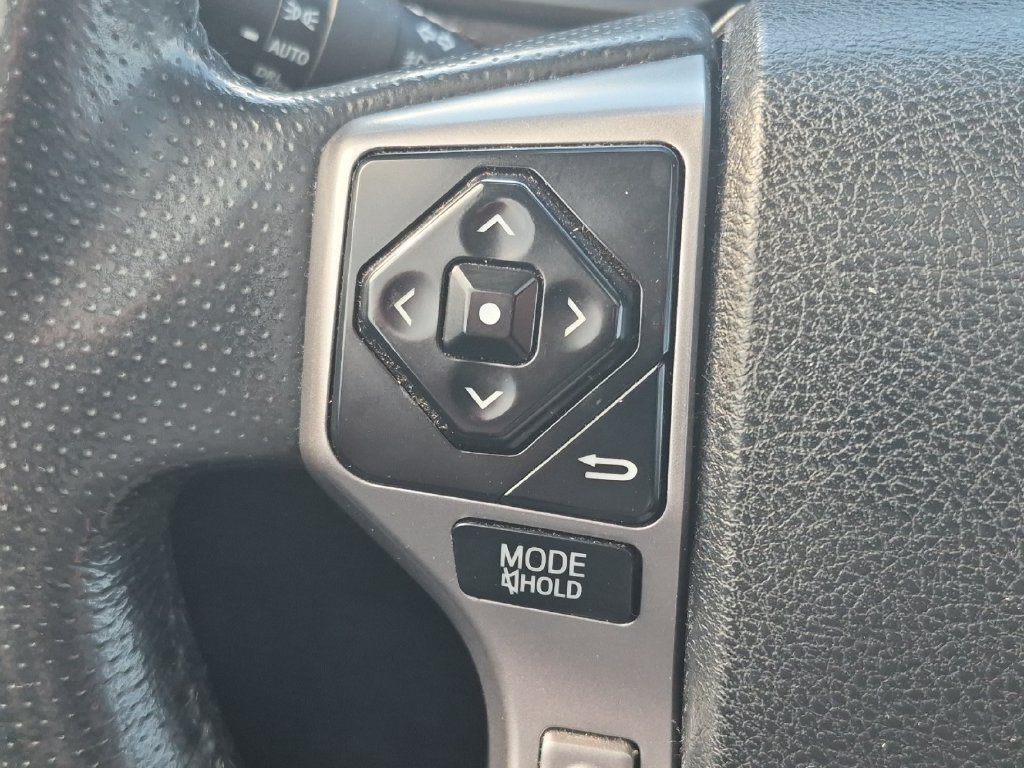 Used 2018 Toyota 4Runner Limited AWD/4WD image 24