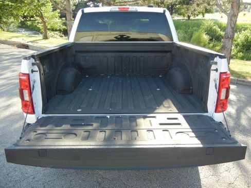 Used 2021 Ford F150 XLT w/ Equipment Group 301A Mid image 7