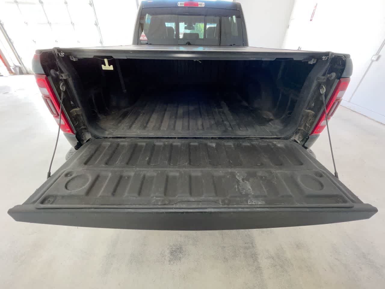 Used 2020 RAM 1500 Limited w/ Body-Colour Bumper Group AWD/4WD image 24