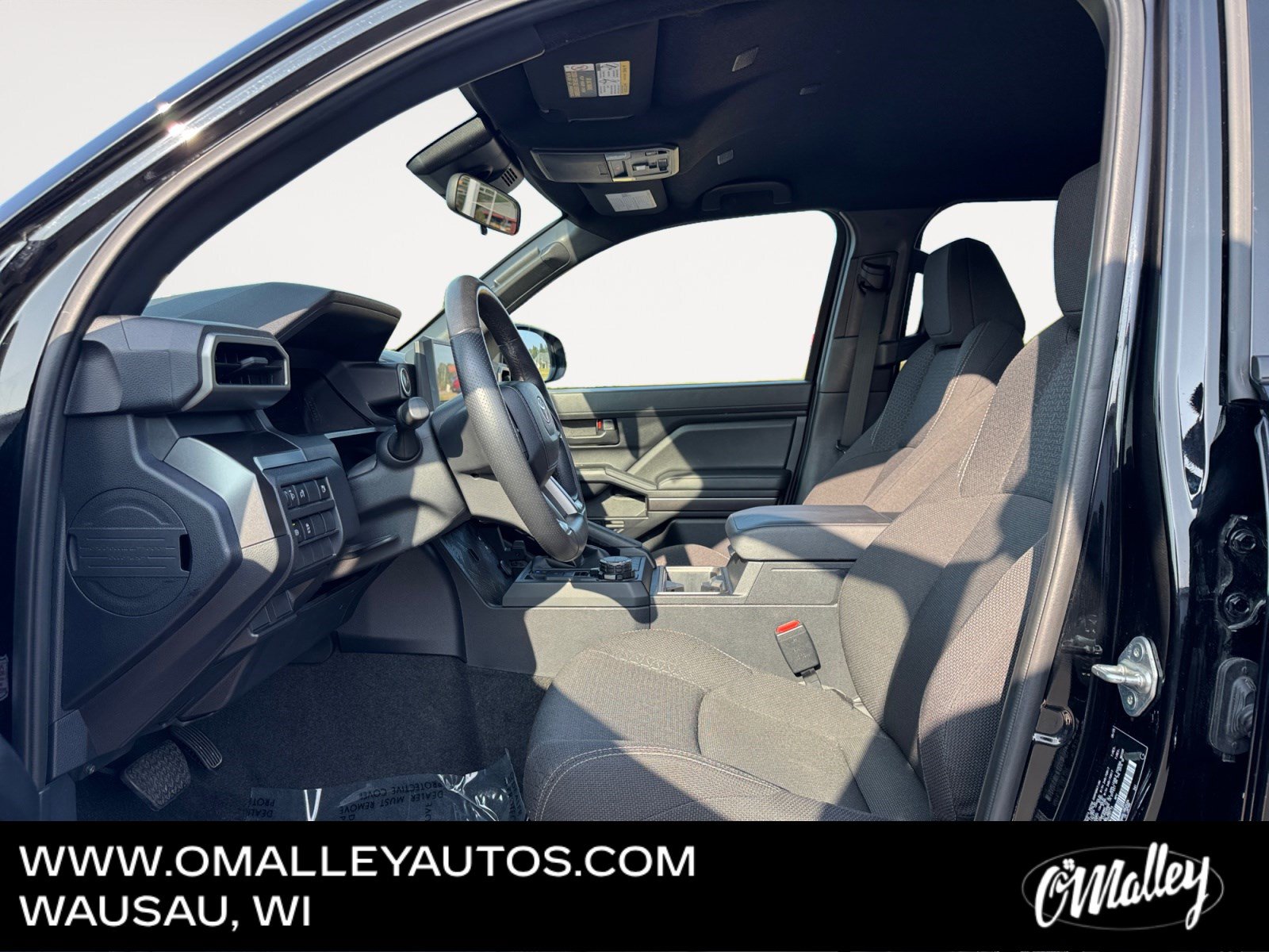 Used 2025 Toyota 4Runner SR5 AWD/4WD image 10