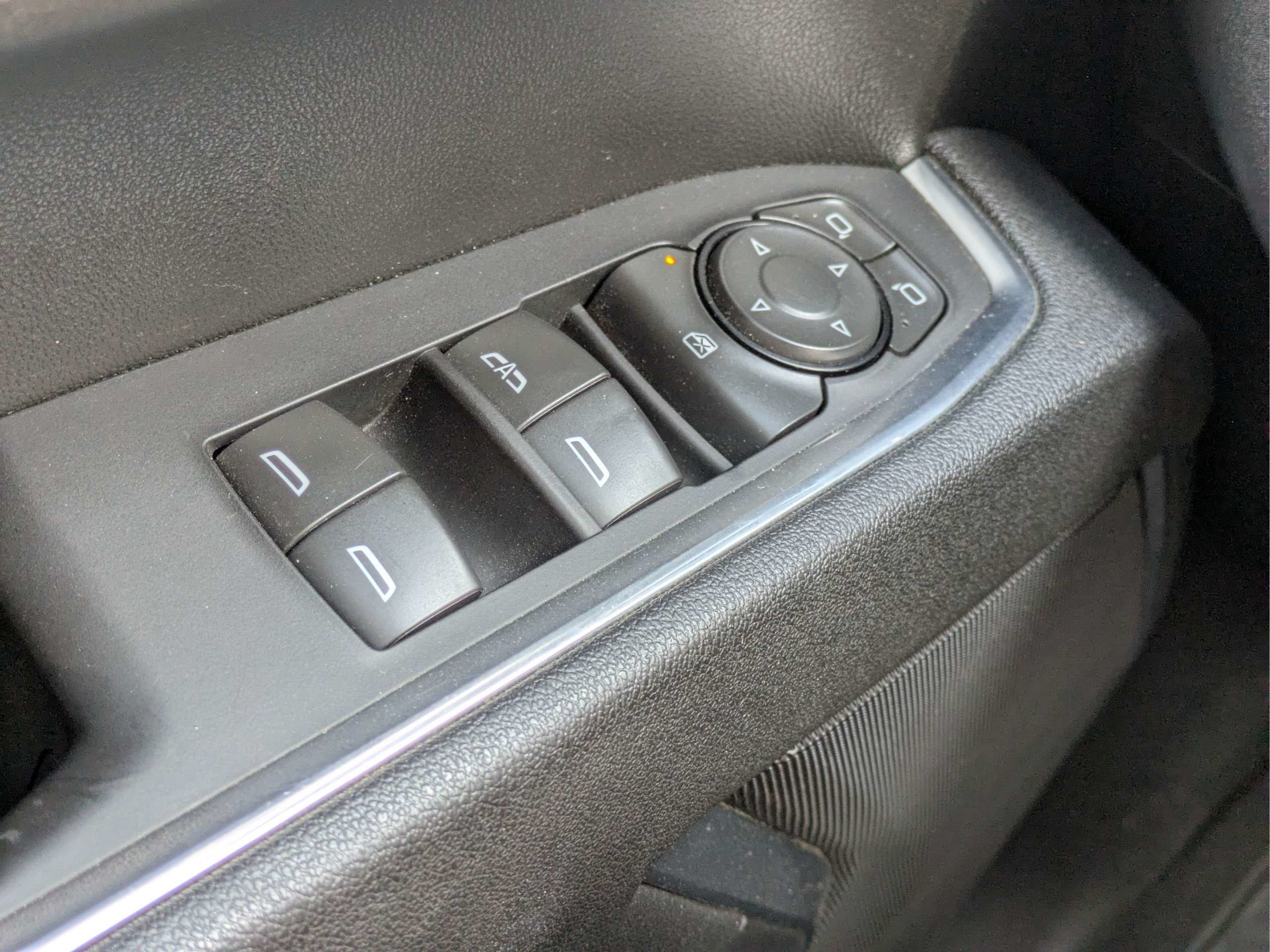 Used 2025 Chevrolet Silverado 1500 LT AWD/4WD image 22