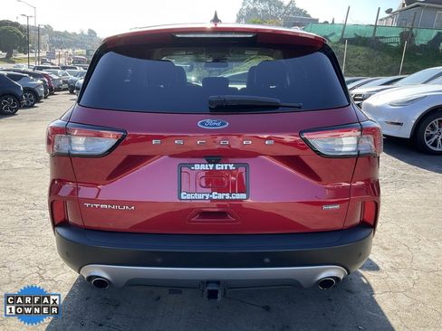 Used 2021 Ford Escape Titanium w/ Titanium Elite Package image 4