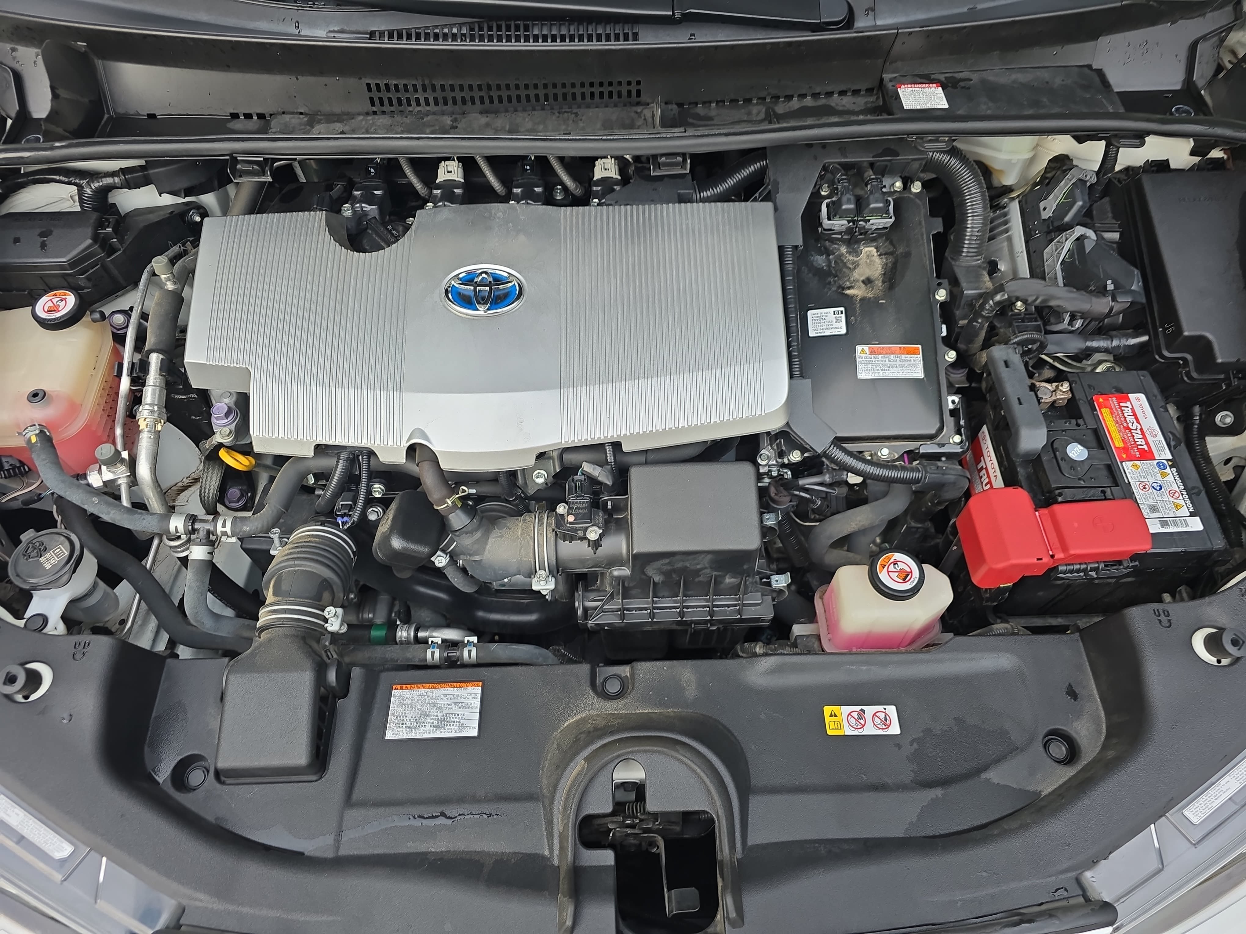 Used 2019 Toyota Prius XLE FWD image 28