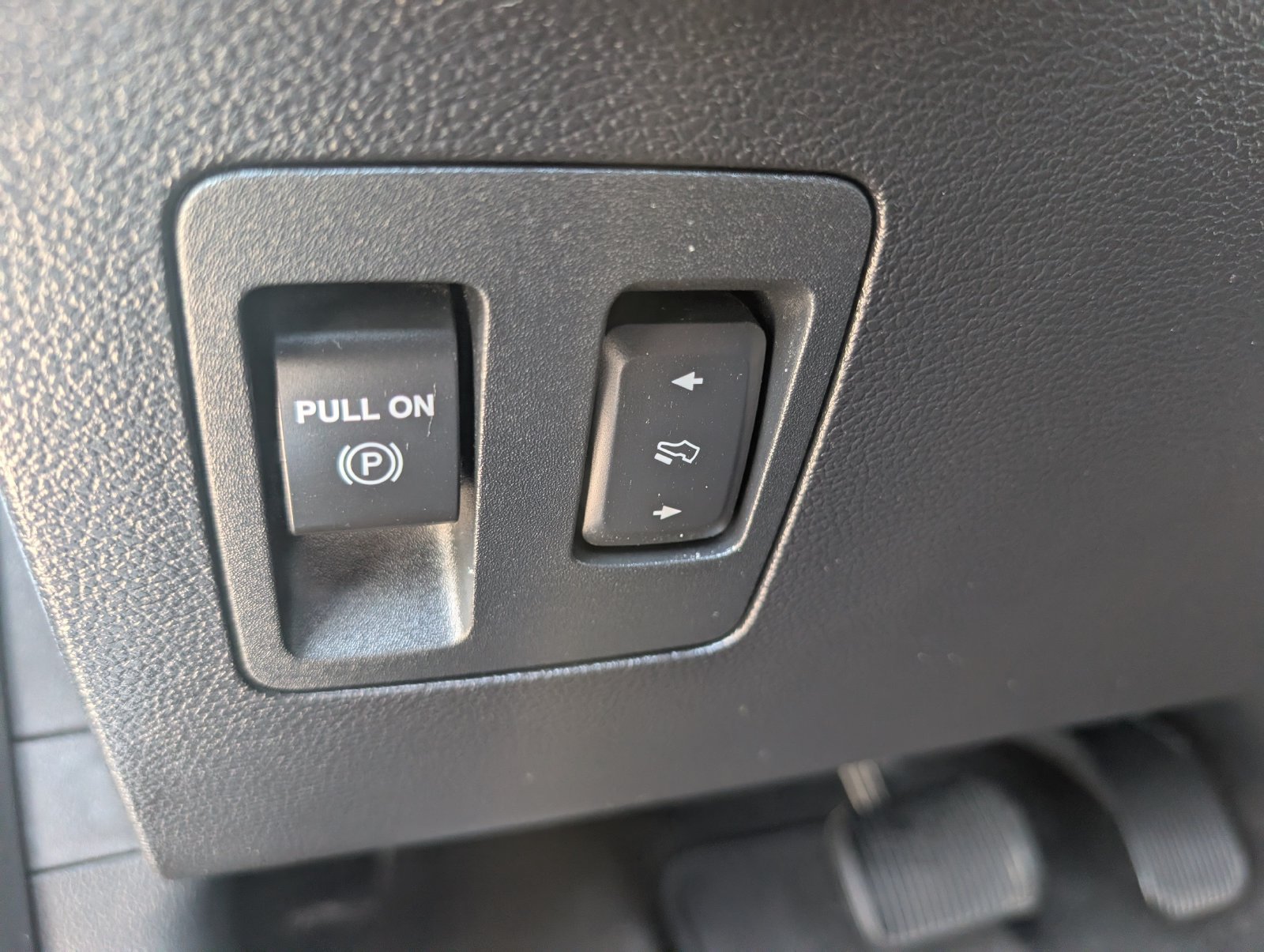 Used 2019 Ford F150 Lariat AWD/4WD image 15