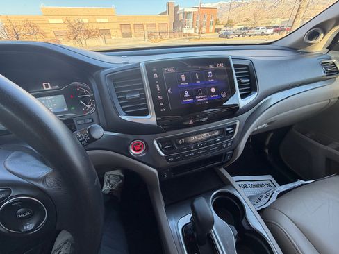 Used 2018 Honda Pilot EX-L image 11