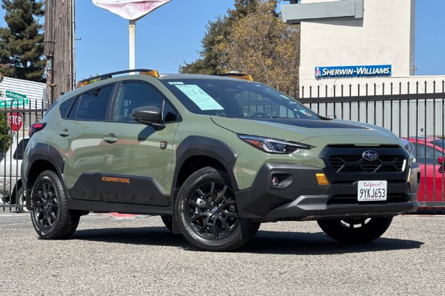 Used 2026 Subaru Crosstrek 2.5i Wilderness w/ Wilderness Package AWD/4WD image 2