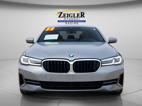 Used 2023 BMW 530i xDrive w/ Premium Package AWD/4WD image 2