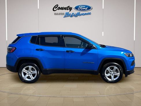 Used 2024 Jeep Compass Sport AWD/4WD image 21