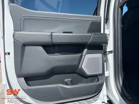 New 2025 Ford F150 Lariat w/ Equipment Group 502A High image 26