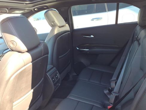 Certified 2023 Cadillac XT4 Sport w/ Technology Package image 13