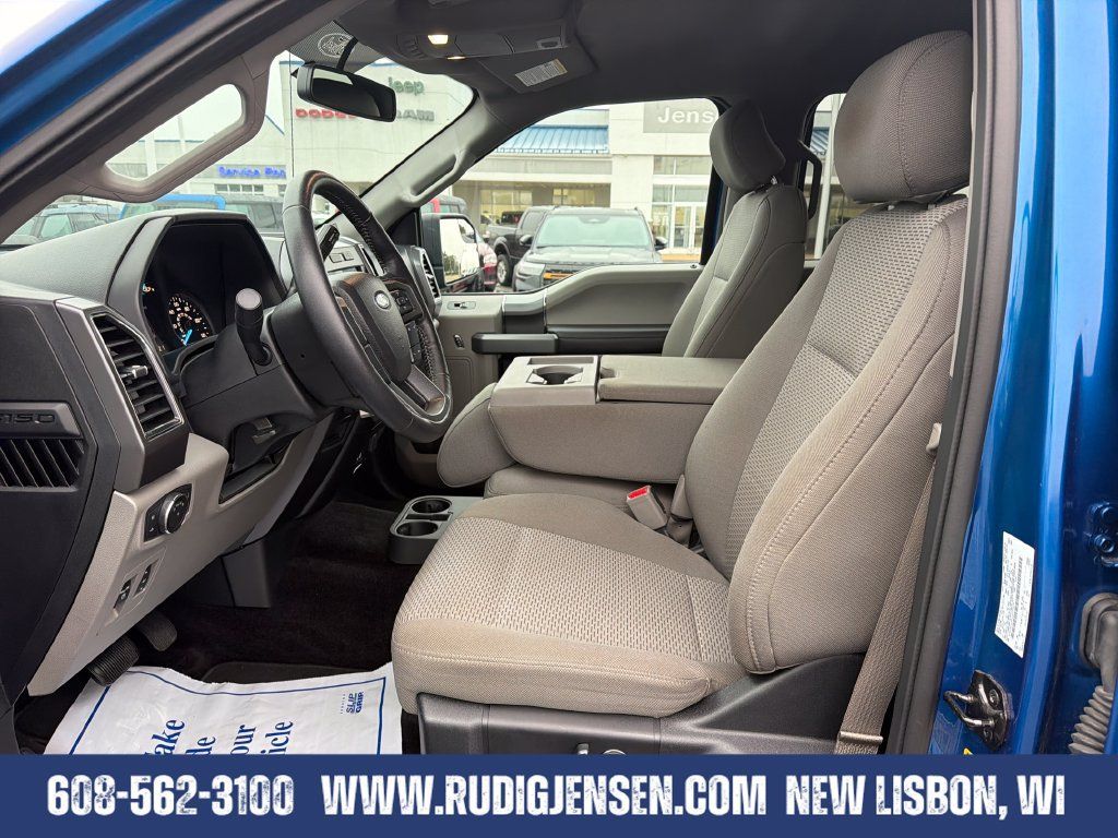 Used 2017 Ford F150 XLT w/ Equipment Group 302A Luxury AWD/4WD image 9