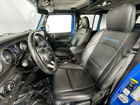 Used 2022 Jeep Wrangler Unlimited Rubicon 4xe AWD/4WD image 20