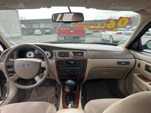 Used 2006 Ford Taurus SEL image 12