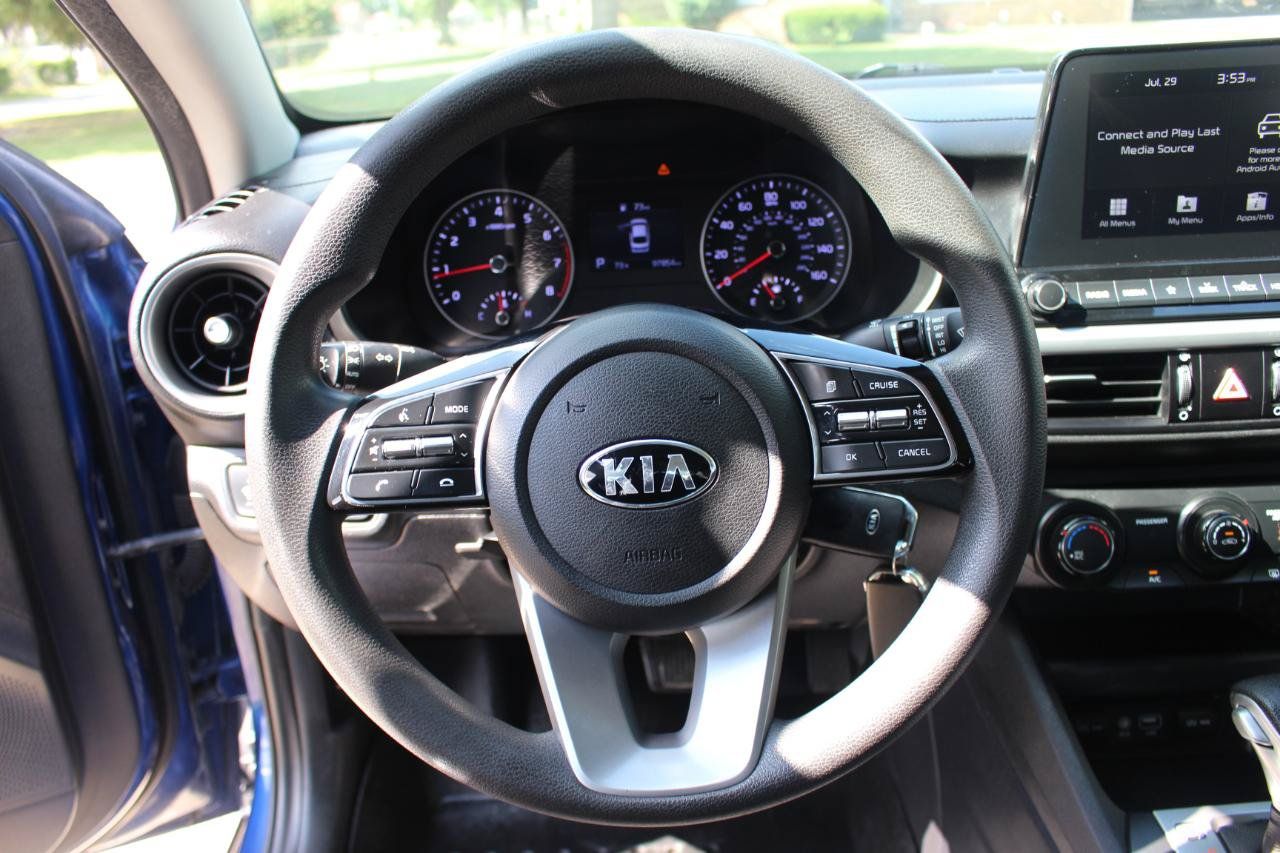 Used 2020 Kia Forte LXS FWD image 18