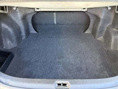 Used 2007 Toyota Camry LE image 23