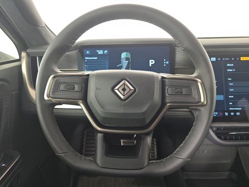 Used 2024 Rivian R1S Adventure AWD/4WD image 26