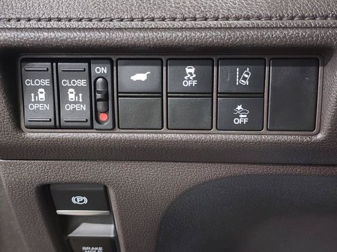 Used 2019 Honda Odyssey EX-L image 16