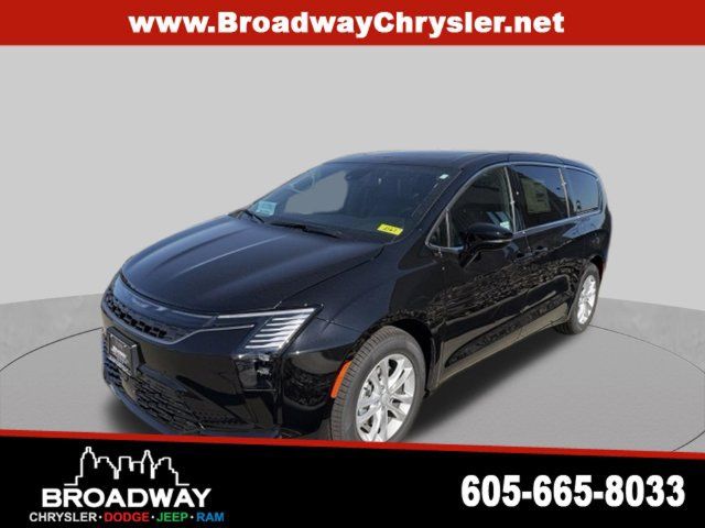 New 2027 Chrysler Pacifica Select FWD image 3
