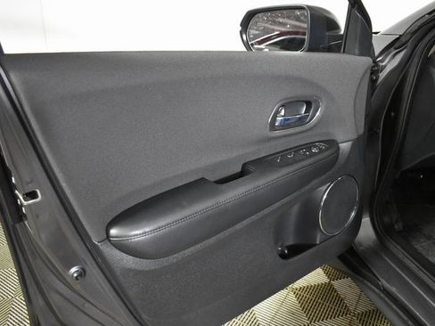 Used 2022 Honda HR-V EX image 7