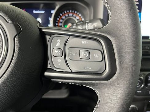 Used 2026 Jeep Wrangler Unlimited Sport AWD/4WD image 22