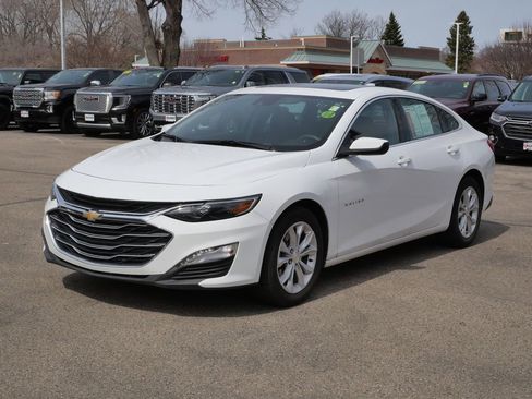 Used 2024 Chevrolet Malibu LT FWD image 4