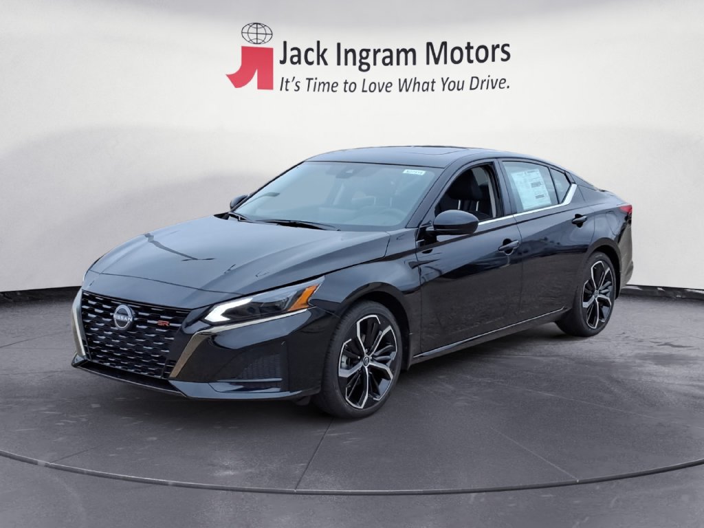 Used 2025 Nissan Altima 2.5 SR w/ SR Premium Package FWD 360° Tour