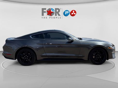 Used 2019 Ford Mustang Premium w/ Equipment Group 201A image 6