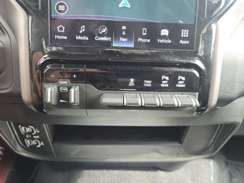 Used 2026 RAM 2500 Big Horn AWD/4WD image 25