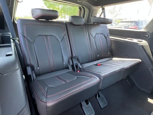 Used 2024 Ford Expedition Max Limited AWD/4WD image 21