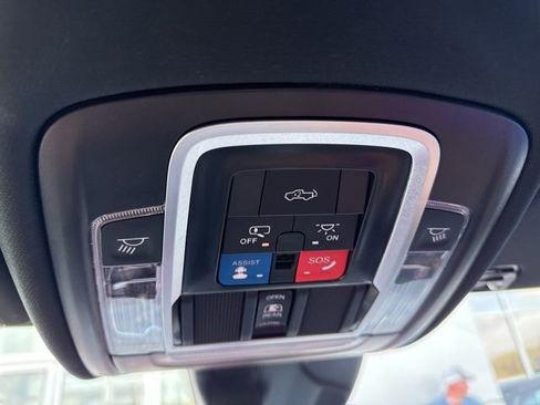 Used 2025 RAM 1500 Big Horn image 17