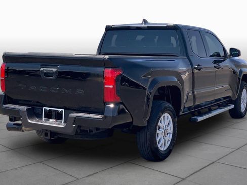 Used 2025 Toyota Tacoma SR5 RWD image 13