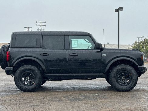 New 2026 Ford Bronco Big Bend w/ Black Diamond Package AWD/4WD image 3