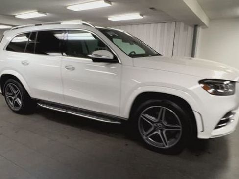 Used 2023 Mercedes-Benz GLS 450 4MATIC image 2