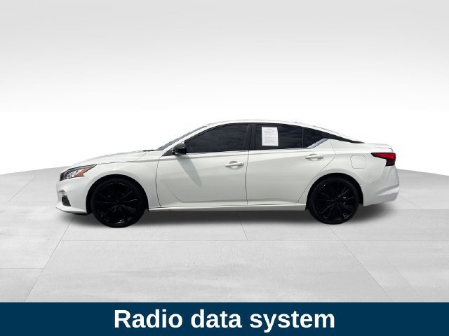 Used 2020 Nissan Altima 2.5 SR FWD image 2