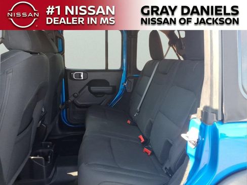 Used 2022 Jeep Wrangler Unlimited Sport AWD/4WD image 26