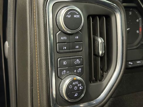 Certified 2022 GMC Sierra 2500 AT4 w/ AT4 Premium Plus Package image 38