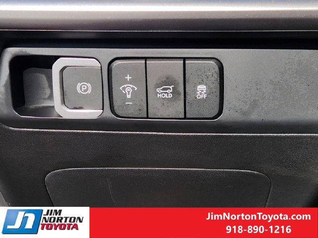 Used 2026 Hyundai Santa Fe SEL FWD image 23