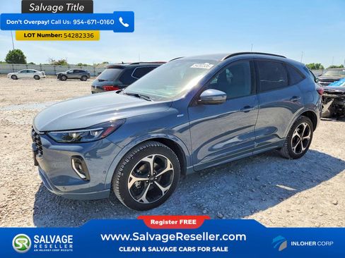 Used 2023 Ford Escape ST-Line Elite w/ Premium Technology Package AWD/4WD image 1