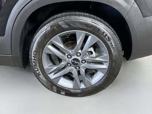 Certified 2023 Kia Seltos S w/ Navigation Package FWD image 29