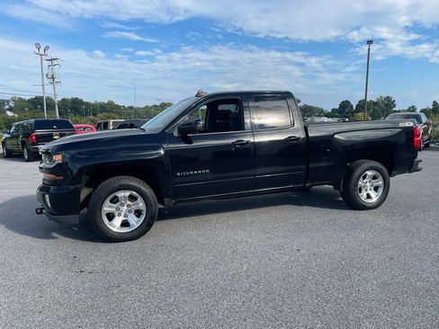 Used 2017 Chevrolet Silverado 1500 LT w/ All Star Edition AWD/4WD image 28