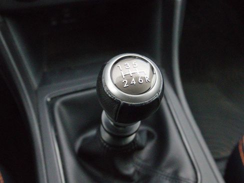 Used 2023 Subaru Crosstrek 2.0i Premium image 23